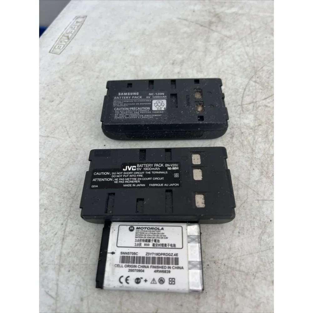 Camera Battery Lot Of 3 Samsung JVC Motorola